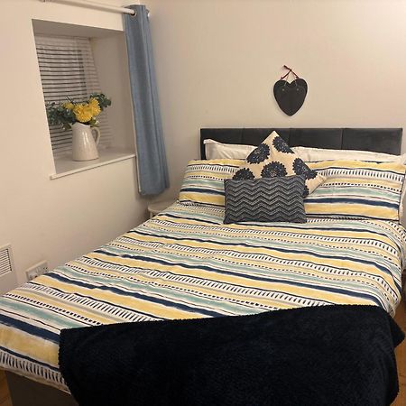 Seaton, Devon, Two Bed Apartment, Just Off The Sea Front. Esterno foto
