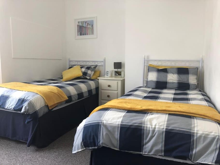 Seaton, Devon, Two Bed Apartment, Just Off The Sea Front. Esterno foto